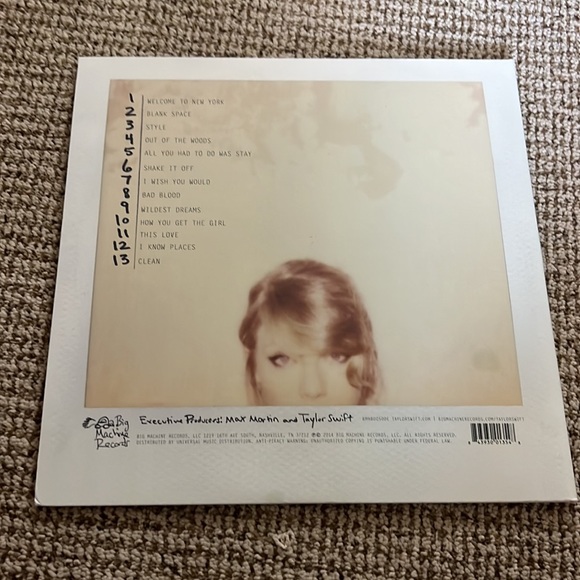 1989 Taylor Swift Vinyl SOLD - Picture 3 of 3